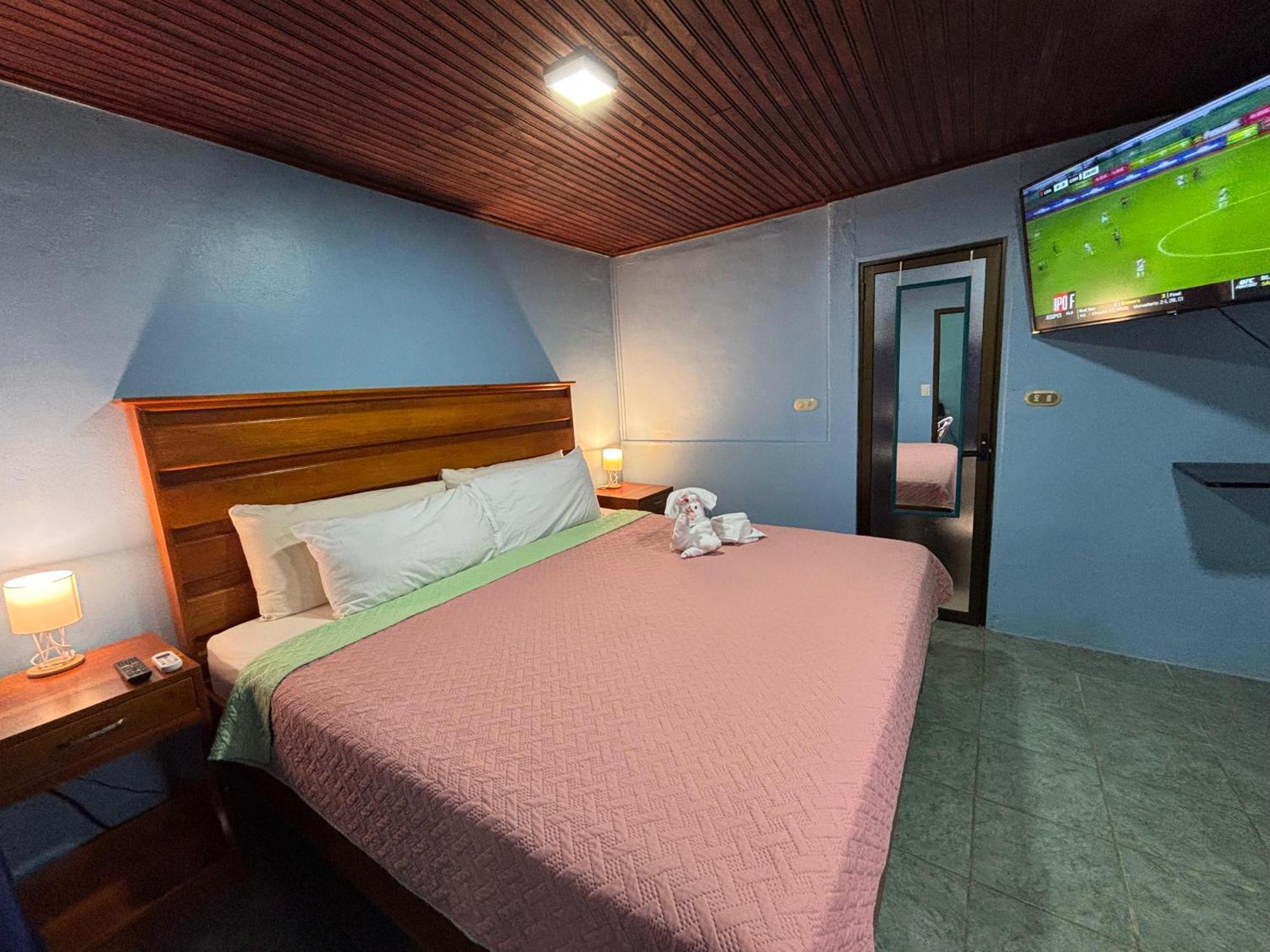 Pura Vida Aparment - Downtown La Fortuna Zewnętrze zdjęcie